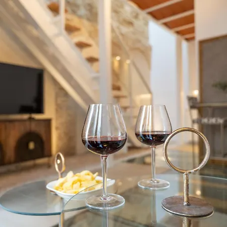 La Torre Del Portillo Apartment